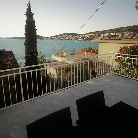 Apartment Mip Tisno Buitenkant foto